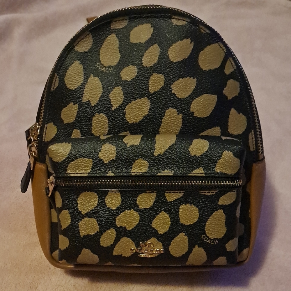 Coach Brown Backpack with Classic Design and Leather Trim